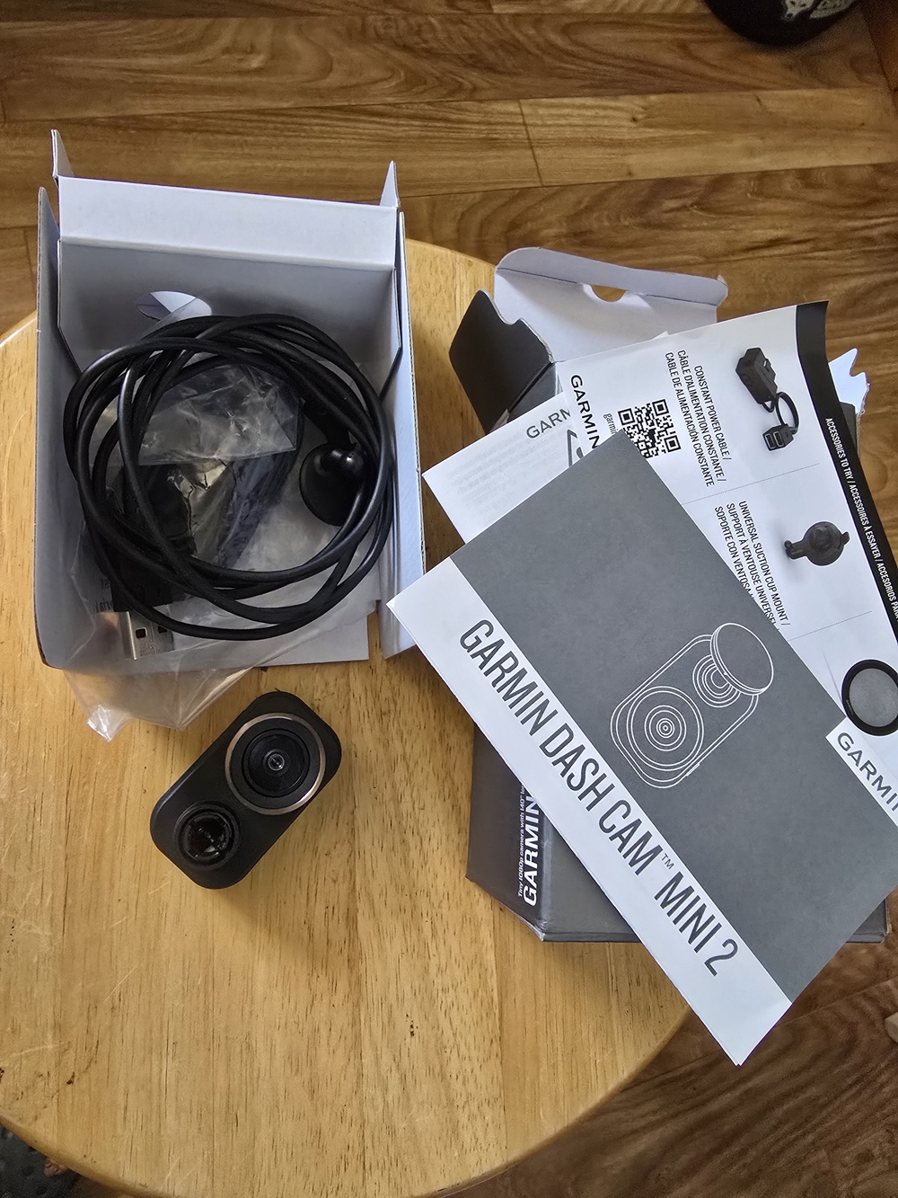 garmin Dash Cam Mini 2 - Picture 4 of 11